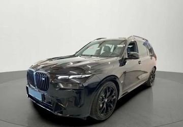 BMW X7 SUV M Facelifting 4.4 M60i 530KM 2025 BMW X7 M60i - Samochod dostepny od reki 4.4 Benzyna 530KM, zdjęcie 36