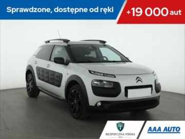 Citroen C4 Cactus Crossover 1.2 PureTech 110KM 2017 Citroen C4 Cactus 1.2 PureTech, Salon Polska