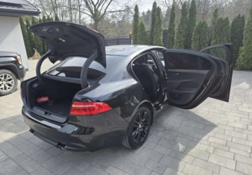Jaguar XE 2019 Jaguar XE Jaguar XE P250 R-Dynamic Black 2.0 Benzyna 250KM, zdjęcie 6