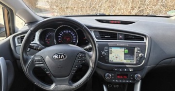 Kia Ceed II 2016 Kia Ceed Wzorowa Klimatronik - Navi - Kamera Benzyna 100KM, zdjęcie 7