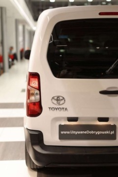 Toyota 2022 Toyota Proace City Verso 1.5 D-4D Combi 1.5 Diesel 102KM, zdjęcie 25