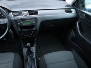 Skoda Rapid II Spaceback 1.2 MPI 75KM 2014 Skoda Rapid Spaceback 1.2 MPI, Salon Polska, GAZ, zdjęcie 7