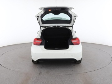 Mercedes Klasa A W176 Hatchback 5d Facelifting 180 122KM 2016 Mercedes A 180 full LED navi grzane fotele, zdjęcie 18