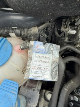 Volkswagen Touran II 1.2 105KM 2012 Volkswagen Touran ładny zarejestrowany, zdjęcie 14