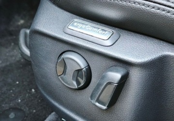 Volkswagen Passat B8 Variant 2.0 TDI BlueMotion SCR 150KM 2018 Volkswagen Passat Highline Pakiety, ACC, Kamera, GPS, ergoComfort, TOP LE, zdjęcie 23