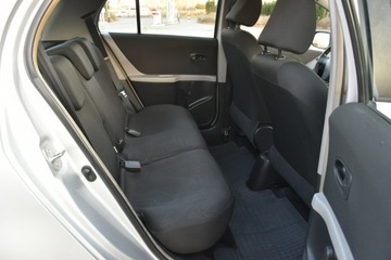 Toyota Yaris II Hatchback 5d 1.0 VVT-i 69KM 2009 Toyota Yaris 1.0i VVT-i 69KM 2009r. lift SALON, zdjęcie 9