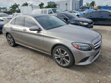 Mercedes Klasa C W205 2019 Mercedes-Benz Klasa C 300 4Matic 2019 2.0L 2.0 Benzyna 255KM, zdjęcie 4