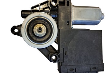 MOTOREK OKNO PŘEDNÍCH LEVÝCH DVEŘE VOLVO V40 HATCHBACK 31674755 2016