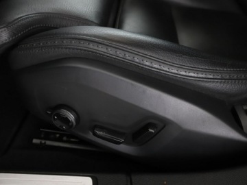 Volvo 2019 Volvo V60 Cross Country 4x4 automat skóra full, zdjęcie 36