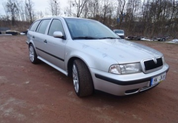 Skoda Octavia I Kombi 2.0 115KM 2000 Skoda Octavia 2.0ben,klima,alu,oplacona 2.0 Benzyna 116KM, zdjęcie 5
