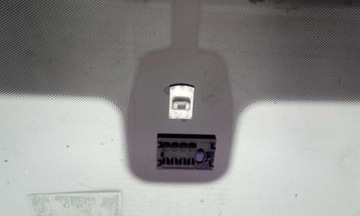 NOVÁ SKLO (OKNO) ČELNÍ PEUGEOT 207 2006-2012 SENSOR