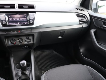 Skoda Fabia III Kombi Facelifting 1.0 TSI 95KM 2021 Skoda Fabia 1.0 TSI, Salon Polska, Serwis ASO, zdjęcie 7