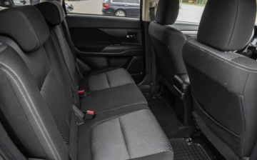 Mitsubishi Outlander III SUV Facelifting 2015 2.2 DI-D 150KM 2016 Mitsubishi Outlander 2.2 DiD 150KM Lift Ledy Navi Camera Automat Maly Prz, zdjęcie 27