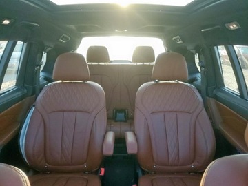 BMW X7 2022 BMW X7 M50i 2022 4.4l 4.4 Benzyna 523KM, zdjęcie 10