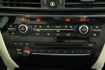 BMW X5 F15 SUV xDrive25d 231KM 2016 BMW X5 xDrive25d, Salon Polska, Serwis ASO, zdjęcie 9