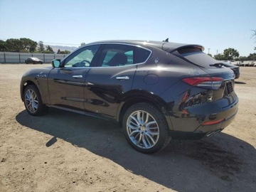 Maserati Levante 2022 Maserati Levante Base 2022 3.0l 3.0 Benzyna 345KM, zdjęcie 1