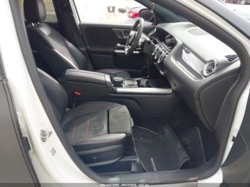 Mercedes GLA II 2022 Mercedes-Benz GLA 35 AMG 4Matic 2022 2.0l 2.0 Benzyna 302KM, zdjęcie 9