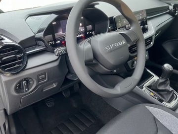 Skoda Fabia IV 1.0 MPI 80KM 2025 SKODA Fabia Essence 1.0 MPI Hatchback 80KM 2025, zdjęcie 5