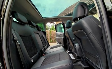 Peugeot 3008 I Crossover Facelifting 1.2 PureTech 130KM 2016 Peugeot 3008 Filmik VIDEO Head UP Panorama Navi Kamera Cofania 1.2 130KM, zdjęcie 19