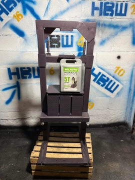 Брикетировочная машина для топливных брикетов (6 брикетов)