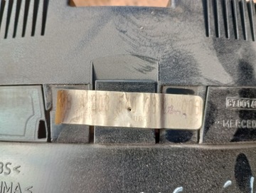 MERCEDES BENZÍN W203 PŘÍSTROJOVÁ DESKA BUDÍKY A2035403911