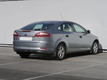Ford Mondeo IV Hatchback 1.8 Duratorq TDCi 125KM 2009 Ford Mondeo 1.8 TDCi, Salon Polska, Klima, zdjęcie 4