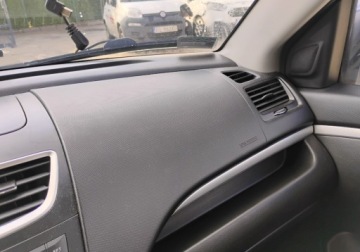 Suzuki Swift V Hatchback 5d 1.2 VVT 94KM 2013 Suzuki Swift 2013r, 1.2 Benzyna. Lekko uszkodzony lewy przod. Jezdzi. 1.2, zdjęcie 14