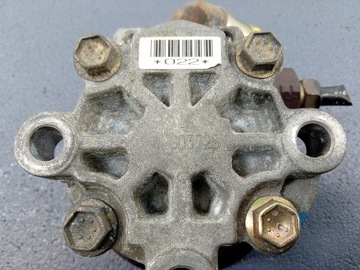 COROLLA VERSO I 2.0 D-4D ČERPADLO SERVA