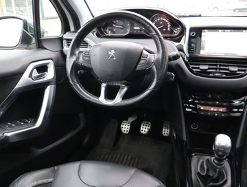 Peugeot 2008 I SUV Facelifting 1.6 BlueHDi 120KM 2016 Peugeot 2008 1.6 BlueHDi, Skóra, Navi, Klima, zdjęcie 6