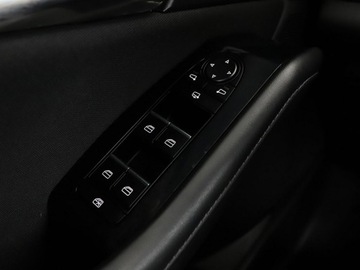 Mazda CX-30 2.0 SKYACTIV-G 150KM 2020 Mazda CX-30 Executive mHEV navi kamera ACC LED, zdjęcie 33