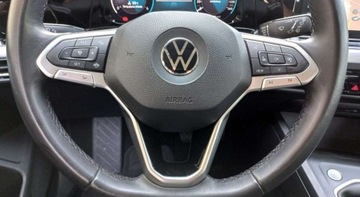 Volkswagen Golf VIII Variant 1.5 TSI 130KM 2021 Volkswagen Golf 1.5 TSI 130kM Salon Polska, serwisowany w ASO, F.VAT 23, zdjęcie 17