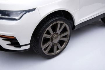 Автомобиль на аккумуляторной батарее BLT-688 Drift White