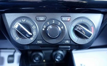 Suzuki Swift VI 2019 Suzuki Swift 1.2 90KM AllGrip 4x4 Biala perla Bezwypadkowy Niski przebieg, zdjęcie 18