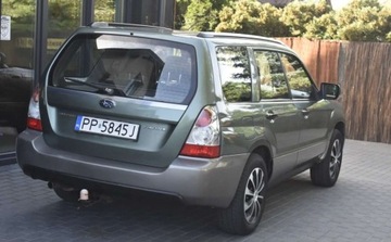 Subaru Forester II 2.0 X 158KM 2005 Subaru Forester Subaru Forester 2.0 XG Trend 2.0 Benzyna 158KM, zdjęcie 4