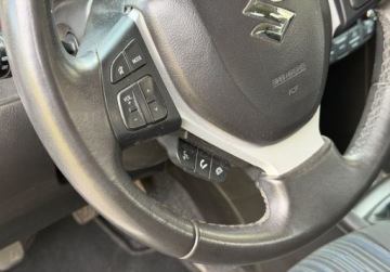 Suzuki Swift V Hatchback 5d 1.2 VVT 94KM 2013 Suzuki Swift lift 1,2 94KM Key-less Climatronic Tempomat LED Bezwypadkowy, zdjęcie 37