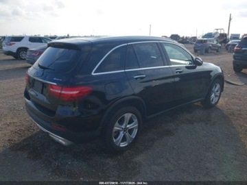Mercedes GLC C253 2018 Mercedes-Benz GLC 2018 r., 2,0L 300 4MATIC 2.0 Benzyna 241KM, zdjęcie 5