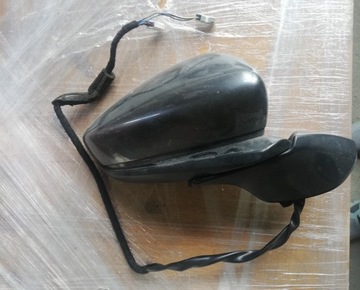 ZRCÁTKO 13PIN LEVÉ NEBO PRAVÉ 46G MAZDA 3 BP HB 2019 2020