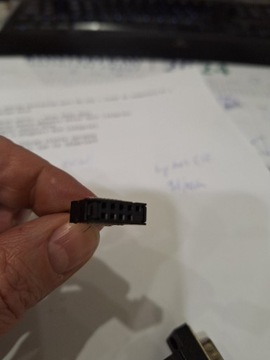 Порт RS-232 + разъем для подключения к ПК кабелем длиной 25 см.