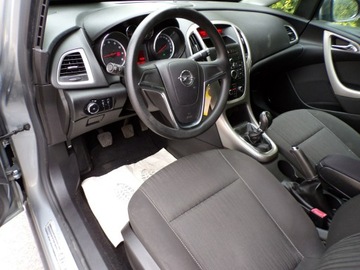 Opel Astra J Hatchback 5d 1.6 Twinport ECOTEC 115KM 2010 Opel Astra KLIMATYZACJA, zdjęcie 16