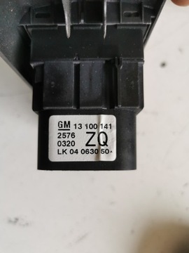 WŁĄCZNIK PRZEŁĄCZNIK ŚWIATEŁ OPEL ASTRA III H 13100141