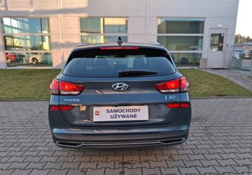 Hyundai i30 III Wagon Facelifting 1.5 T-GDI 48V 160KM 2023 Hyundai i30 1.5 T-GDI 48V 160KM Smart Salon PL Serwis ASO FV23 1.5 Benzyna, zdjęcie 4