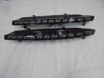 AUDI Q7 4L0 KIERUNKOWSKAZ LED 4L0953041