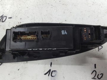 NISSAN PULSAR 14-18R PŘEPÍNAČE SKEL ZRCÁTKO