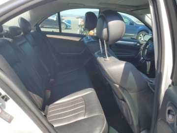 Mercedes Klasa C W204 2006 Mercedes-Benz Klasa C 55 AMG 2006 5.5l 5.5 Benzyna 362KM, zdjęcie 10