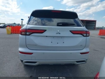 Mitsubishi Outlander III 2024 Mitsubishi Outlander 2024 MITSUBISHI OUTLANDER SE 2.5 S-AWC 2.5 Benzyna, zdjęcie 13