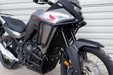 Верхние дуги безопасности Honda Transalp 750 окрашены в черный цвет Yakk EXP