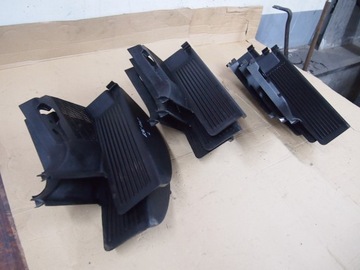 Bmw E36 Osłona atrapa głosnika podstopnica lewa