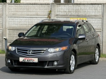 Honda Accord VIII Kombi 2.2 DTEC 150KM 2010 Honda Accord 2.2i-DTEC 150KM Eleganc/Serwis