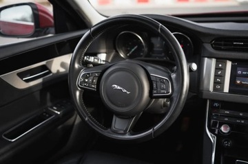 Jaguar XF II Sedan 2.0 i4D 180KM 2015 Jaguar XF 20d, Salon Polska, 177 KM, Automat, zdjęcie 13