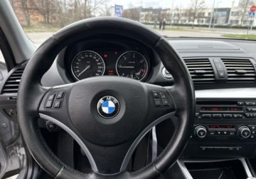 BMW Seria 1 E81/E87 Hatchback 5d E87 2.0 120d 177KM 2007 BMW Seria 1 BMW SERIA 1 120D 2.0 Diesel 177KM, zdjęcie 17